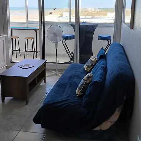 T2 Avec Loggia Vue *